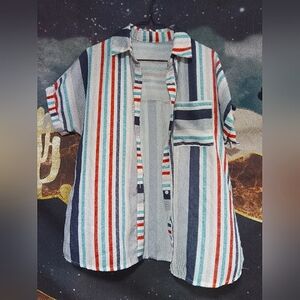 SIZE L beach type, short sleeve button up with collar (coral colored stripes)